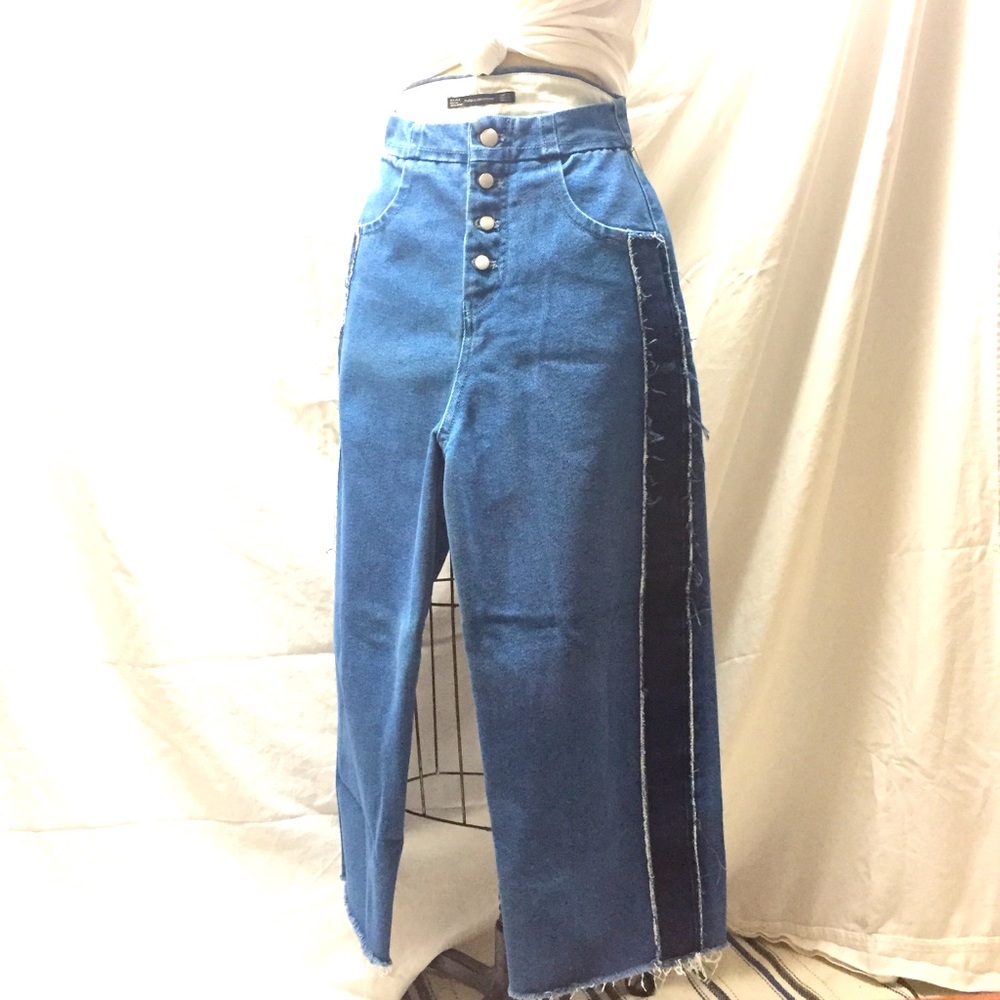 Zara wide Leg Side Stripe Jeans size 4